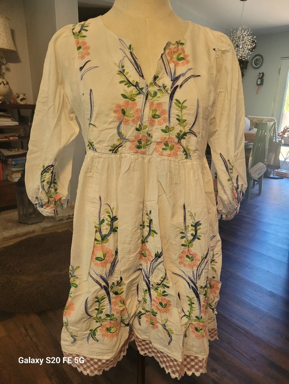 Hayden Los Angeles Embroidered Floral Boho Cotton Size M Womens Mini-dress